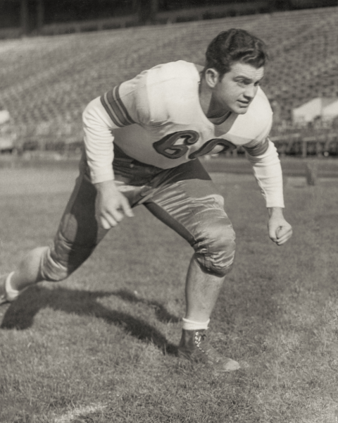 Csuri was a captain on the 1943 football team